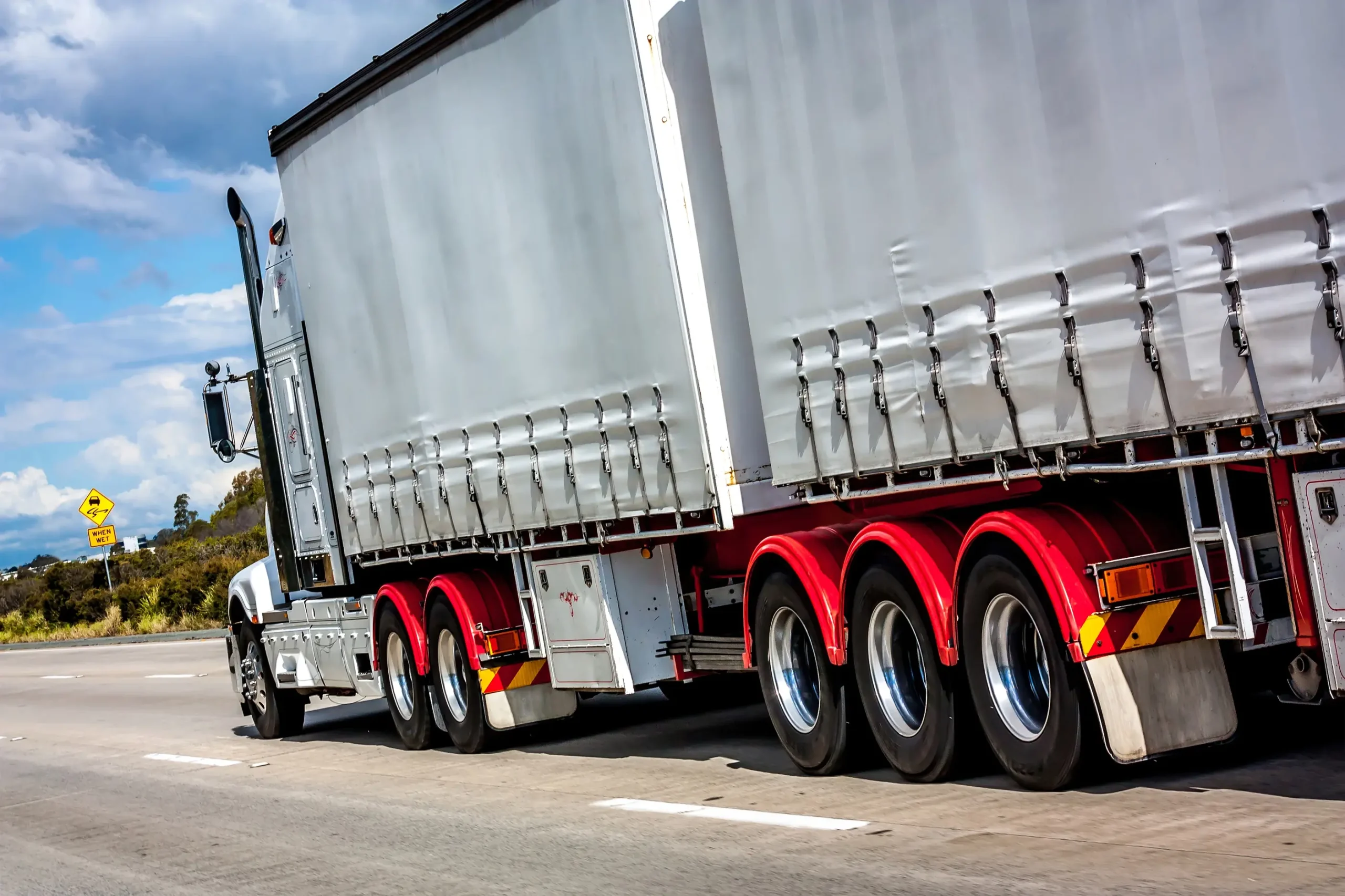 Masterfreight Express | Semi Refrigeration Trucks